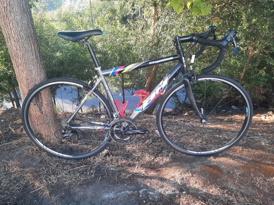 Bh m de estrada com 105