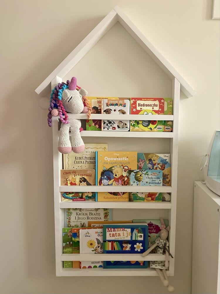 Półka na ksiazki domek biblioteczka