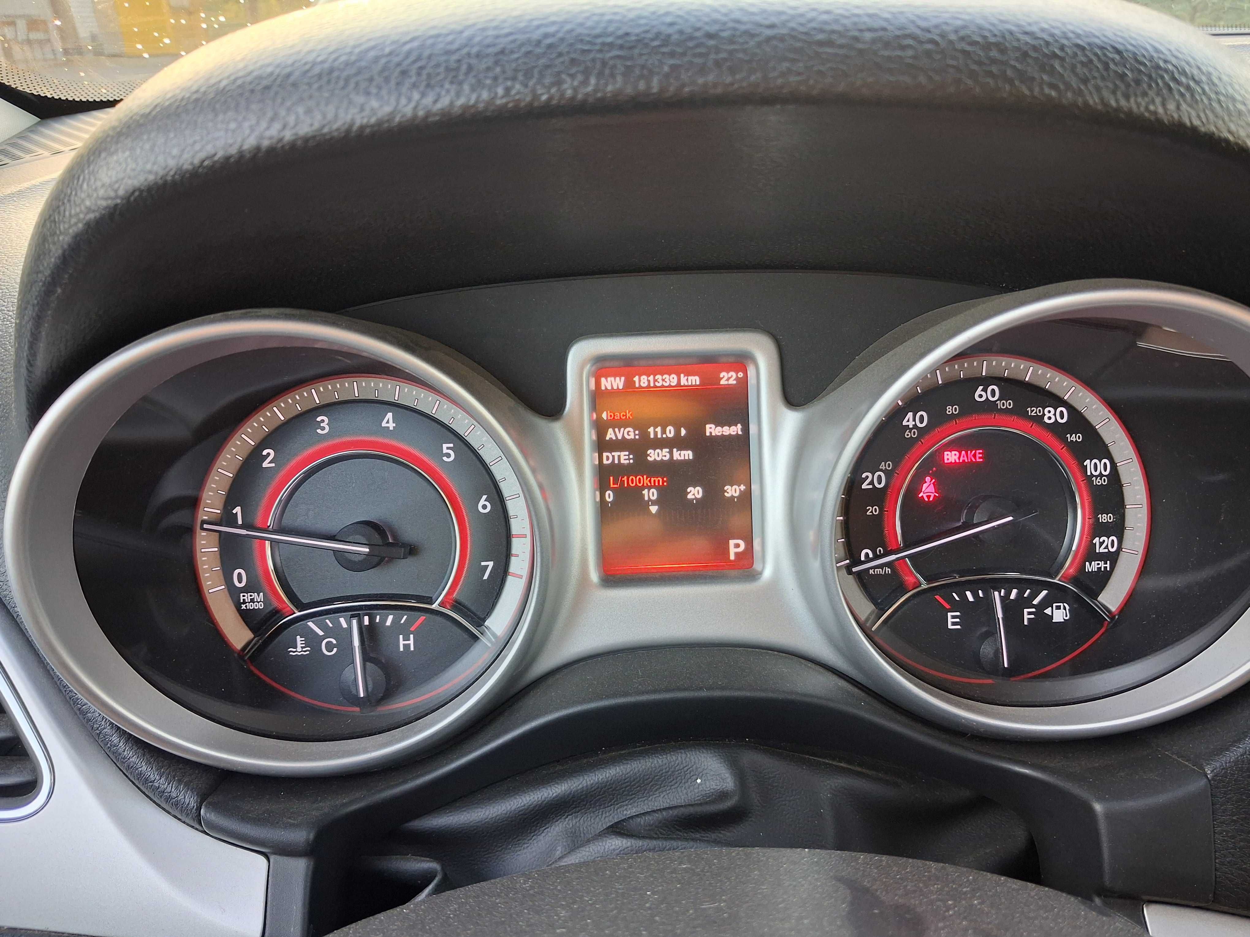 Продам Dodge Journey SXT 2.4L (2014)