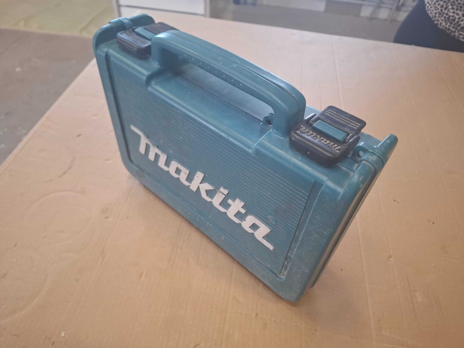 Makita wkrętarka, radio, latarka, ładowarka, bateria 2x ZESTAW UNIKAT