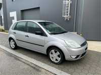 Ford Fiesta 1.4 TDCI - 5 lugares - Diesel - Nacional