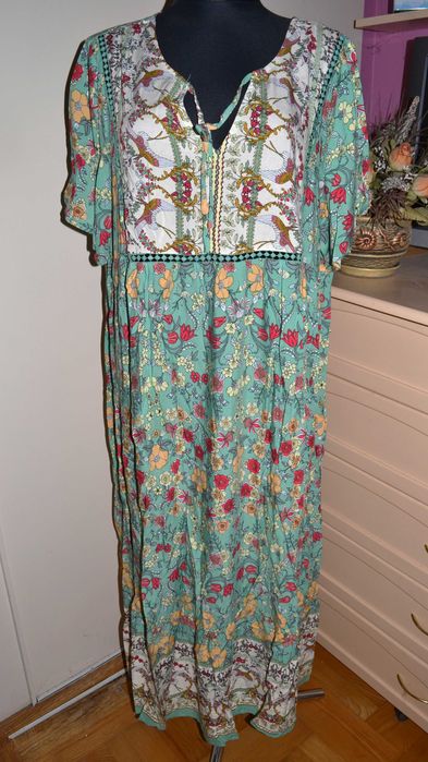 letnia włoska sukienka w stylu boho 100% wiskoza rozmiar 52/54