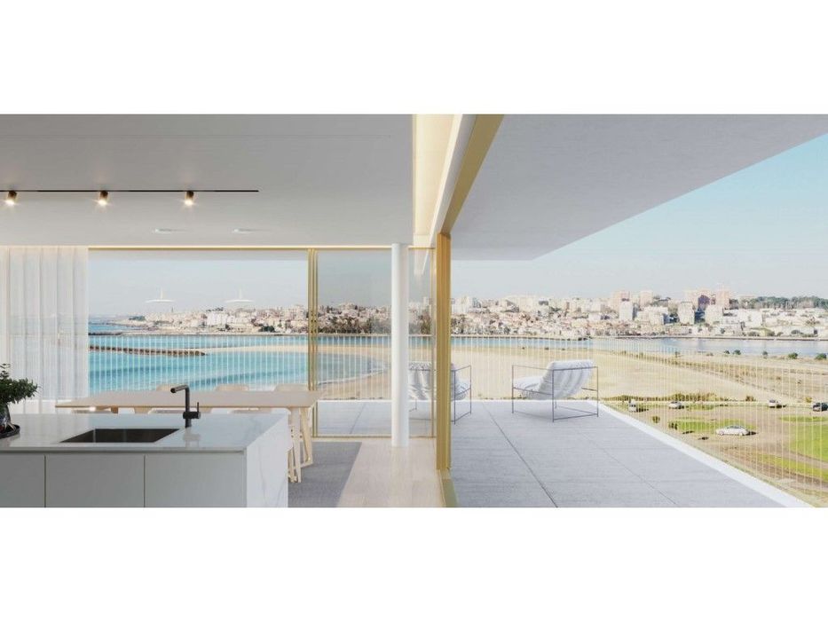 Vende-se T2 novo em Vila Nova de Gaia, a 100 metros da praia