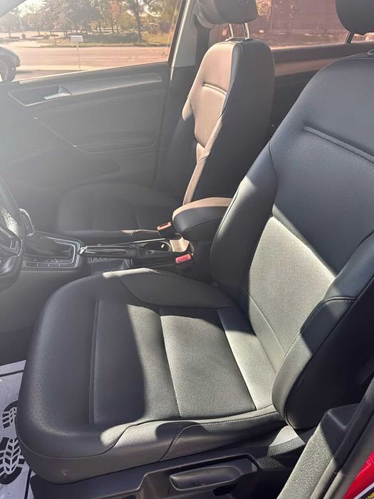 Volkswagen Golf TDI S      2015