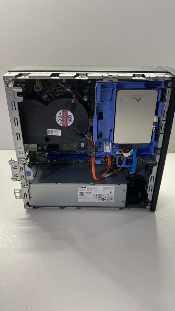 Комп'ютер Dell 3050 SFF  i5-7500 (4 ядра)8GB DDR4 ssd256GB SSD