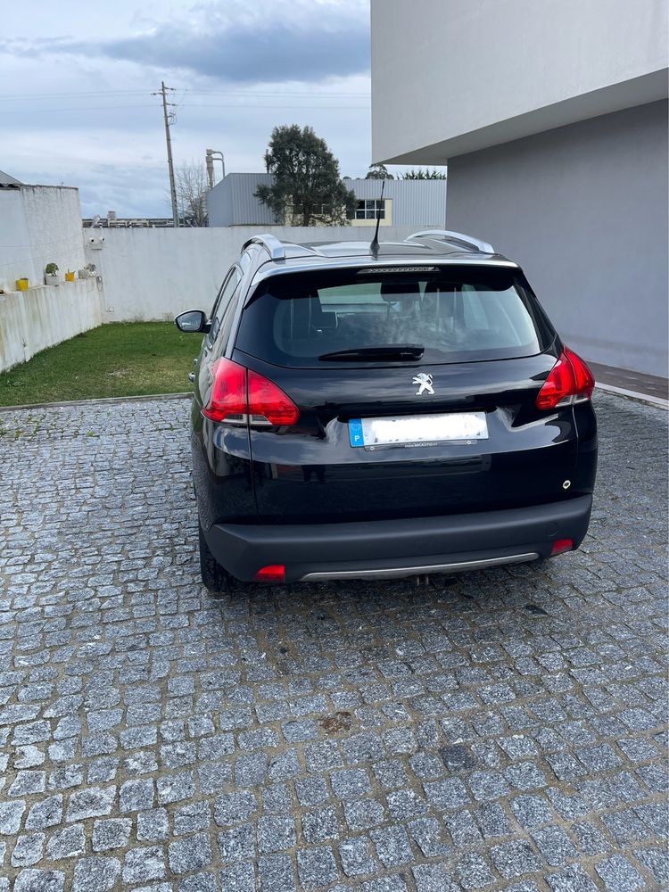 Peugeot 2008 1.2 PureTech Allure