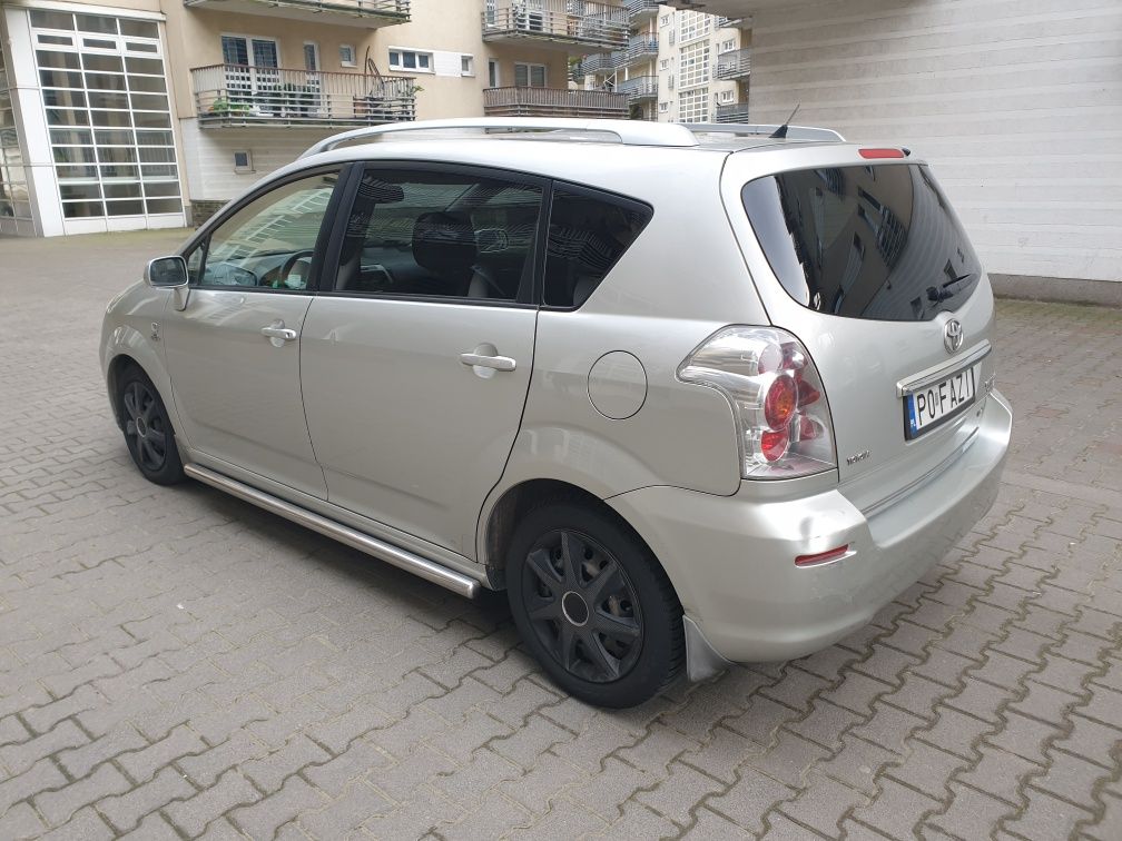 Toyota corolla verso klima 7 osób