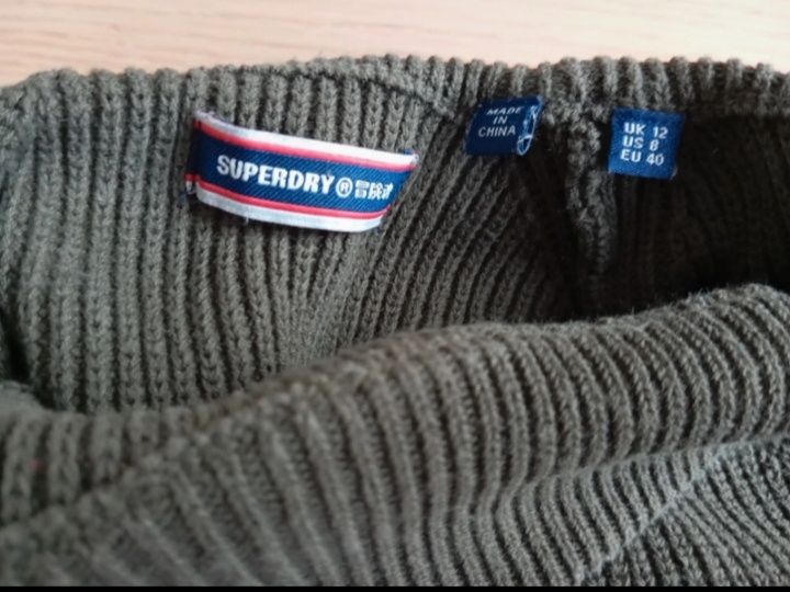 ciemnozielony sweter SUPERDRY paski bawełna basic