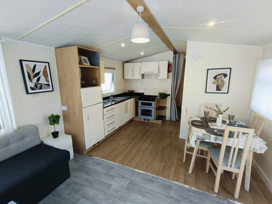 Domek mobilny całoroczny KF43 OMAR ADAGIO 11.0x3.70. Promocja!