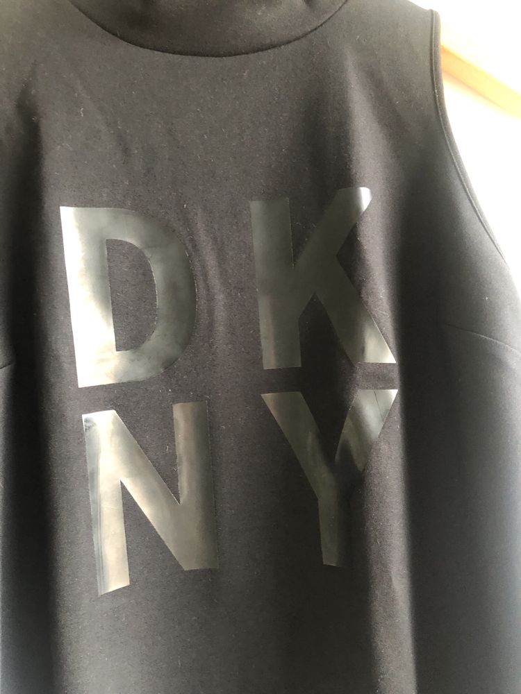 Bluzka damska bez rekawow DKNY rozm M