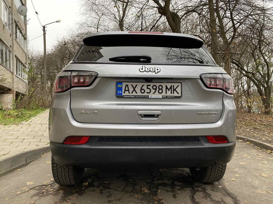 Джип компас JEEP COMPAS 2018 в подарок 4 литых диска