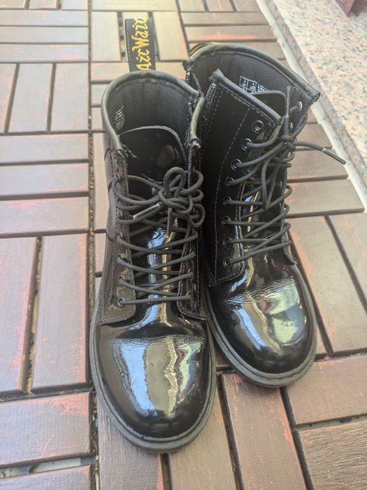 Botas Dr Martens em bom estado