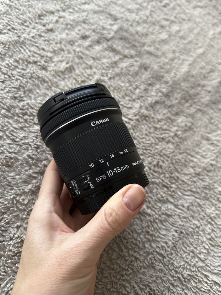 Canon Zoom Lens EF-S 10-18mm 1:4.5-5.6 IS STM.