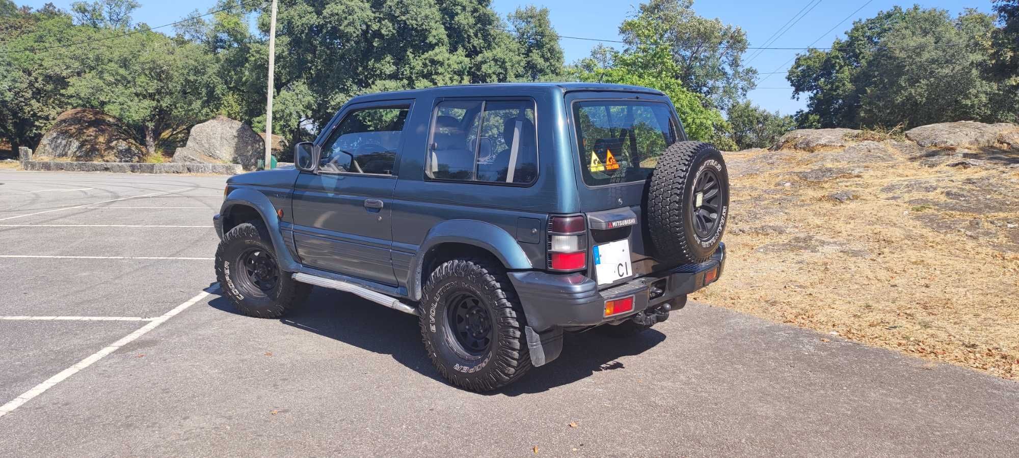 Mitsubishi Pajero GLS (V24) – 2.5 TD 4WD