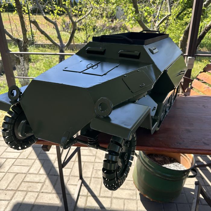 Мангал Ханомаг макет на Подарок