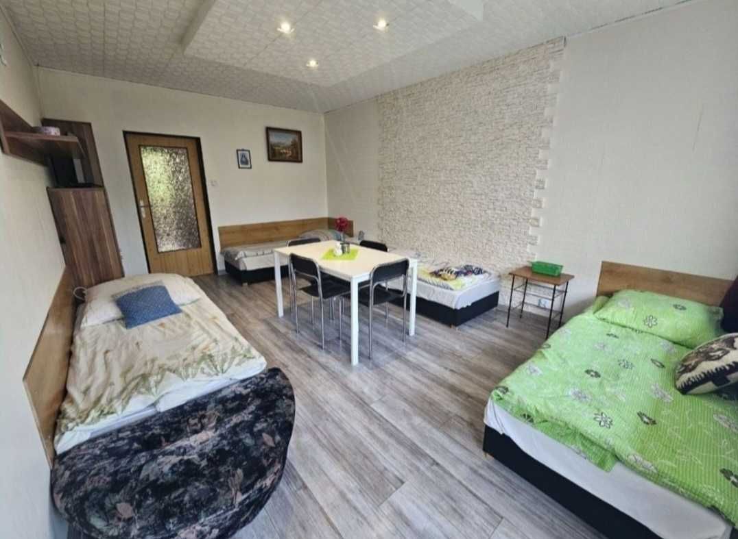 Pokoje do wynajęcia-700pln od osoby-Myslowice