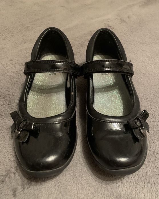 Туфлі лаковані Clarks 32
