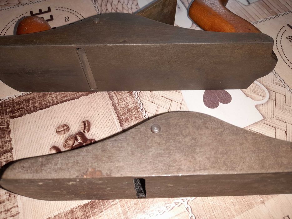 Продам шерхебель - рубанок с прямым ножом для грубых работ.