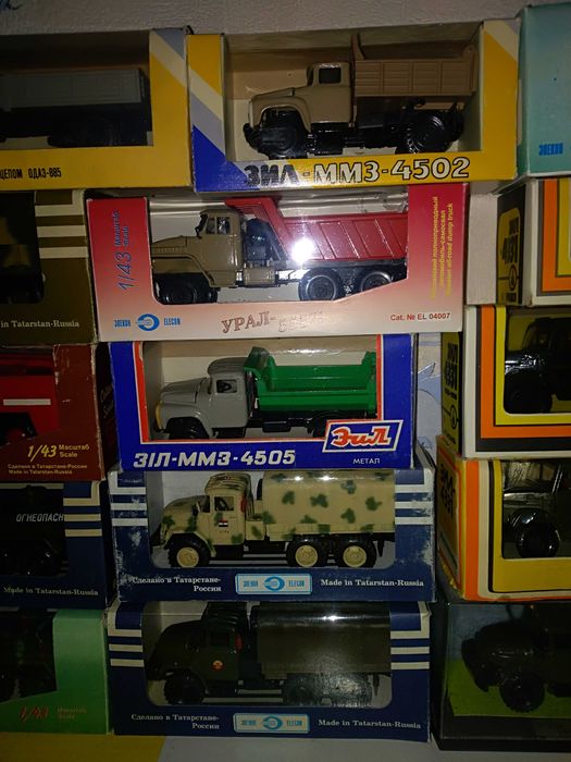 Коллекционные модели грузовые.1/43