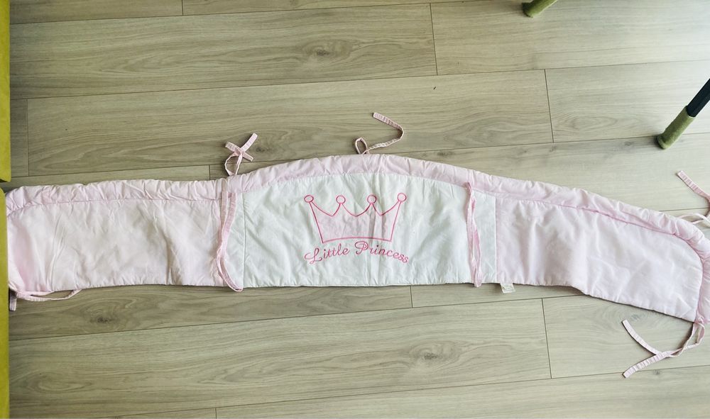 Ochraniacz, przescieradlo + baldachim do łózeczka dla maluszka