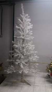 Árvore de Natal cor de neve