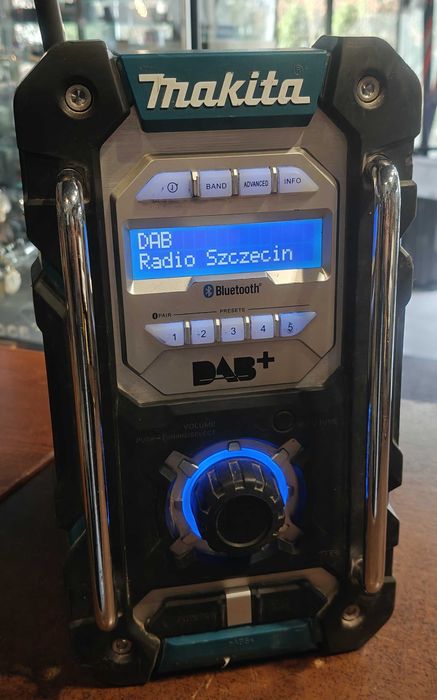 Radio budowlane MAKITA DMR112 FM DAB+/ Stan BDB/ zasilacz/ okazja!