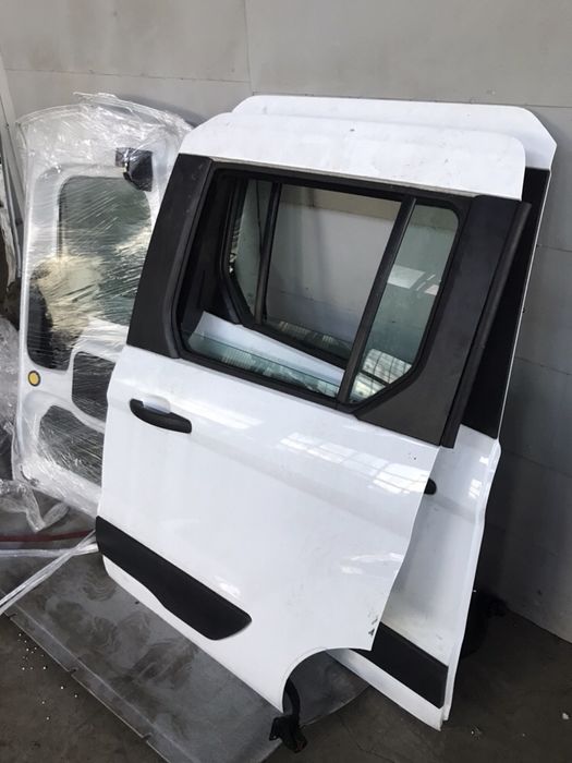 Двери Ford Connect 2014-2018 год