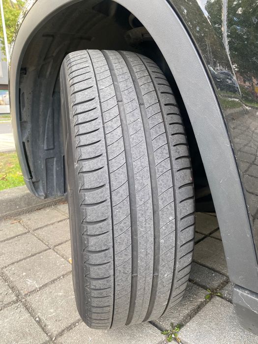Шини літні Mishelin Primacy 215/60 R17 96V