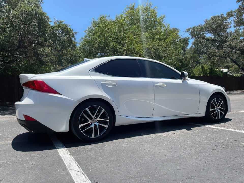 2020 Lexus IS 300