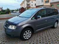 VW Touran 1.6 Mpi 102 Km Podgrzewane siedzenia, radio Bluetooth, 7 os.