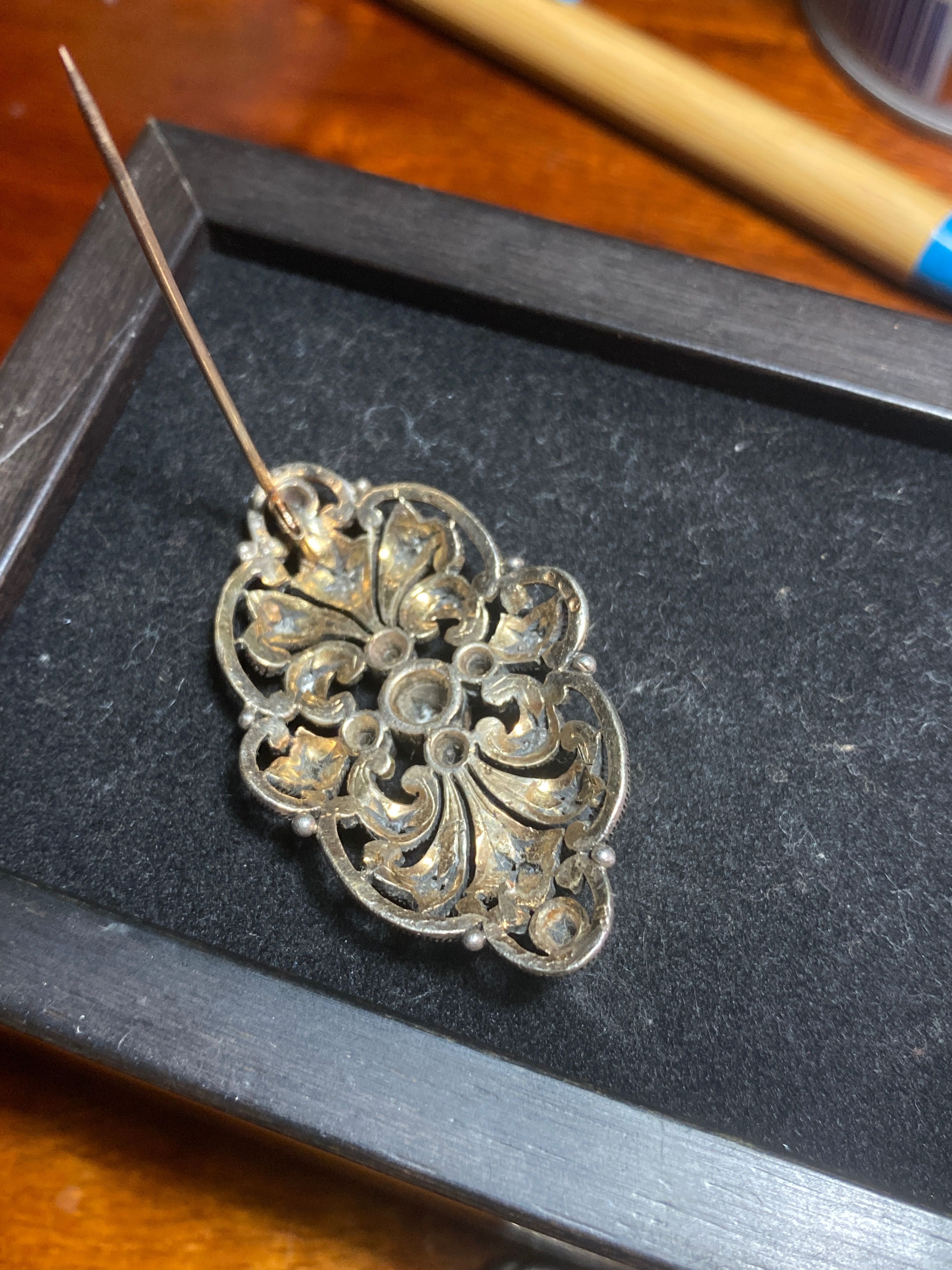 Alfinete Pregadeira Broche Ouro Português Prata e Diamantes Talhe Antg