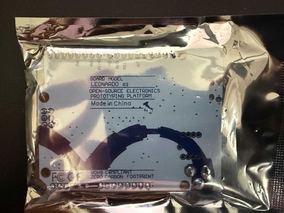 Плата Arduino Leonardo R3 (нова, у запаяній упаковці) + USB-кабель