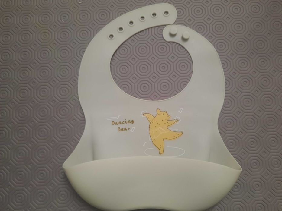 Babete silicone reutilizável cinzenta