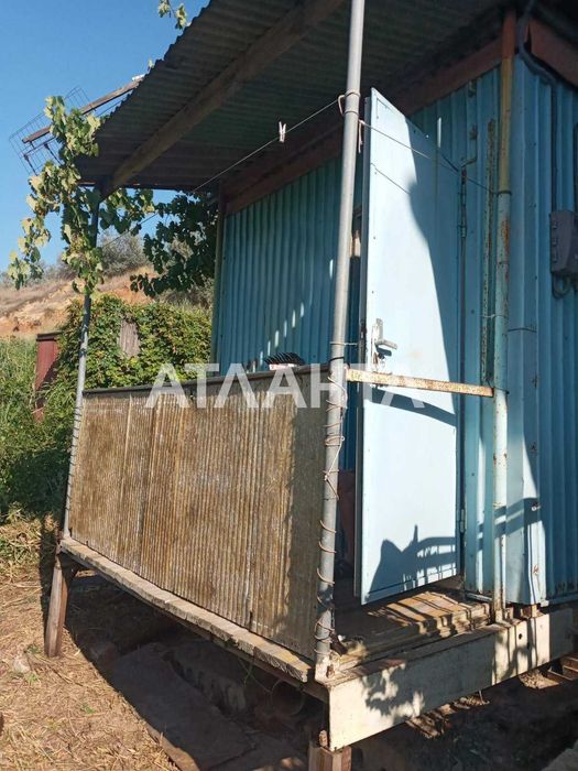В продаже летний домик на набережной с видом на море. Крыжановка.