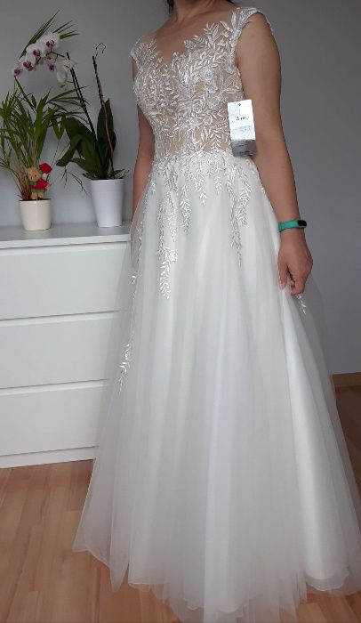 Suknia ślubna - model "Fryda", kolekcja 2019 Tylko odbiór osobisty.