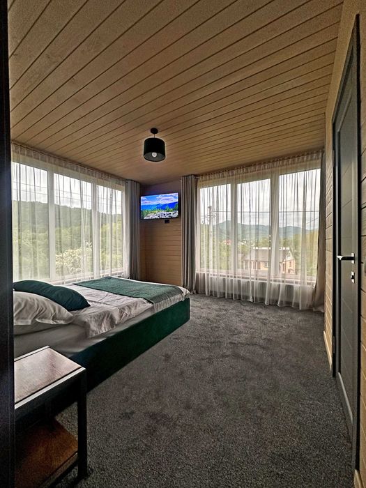 Котедж у горах Яремче