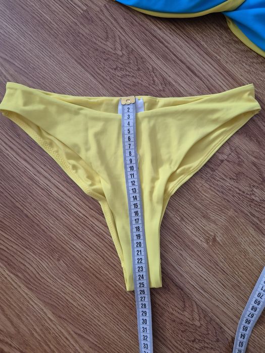 Фірмовий купальник