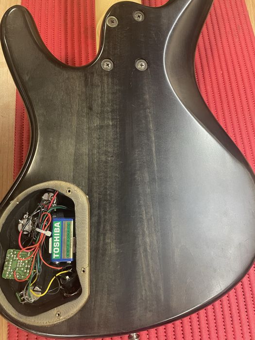 Бас гітара Ibanez EDB405