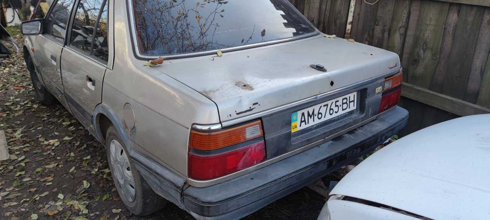 Mazda 626 GC 2.0 бензин двигун ГБЦ стартер генератор Мазда жц головка