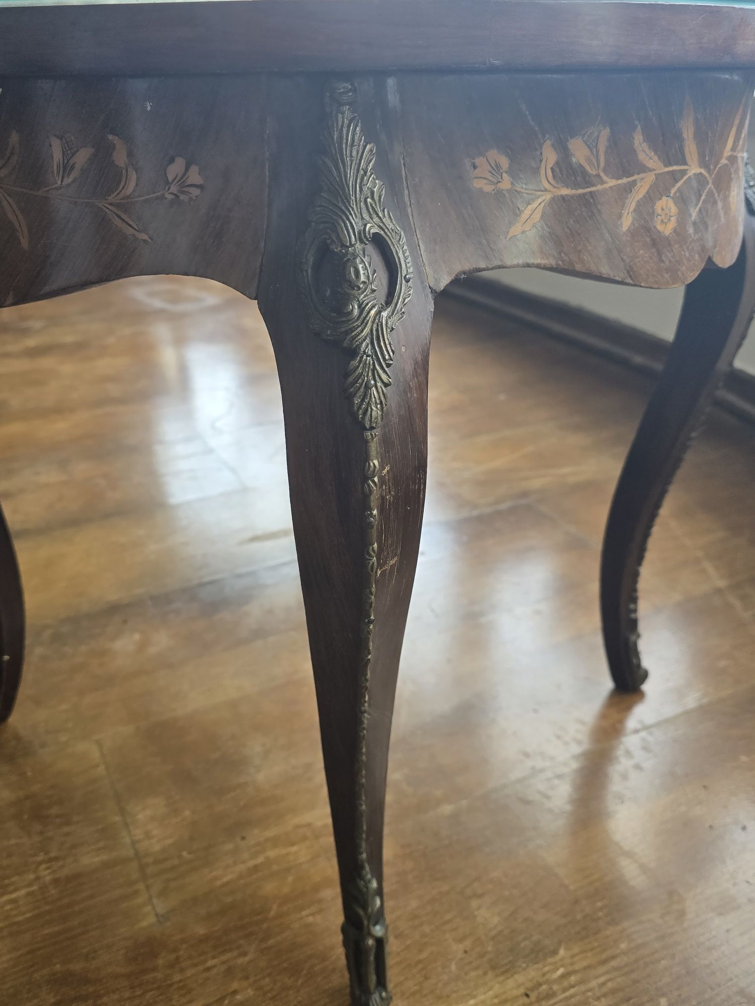 Vendo mesa de apoio antiga