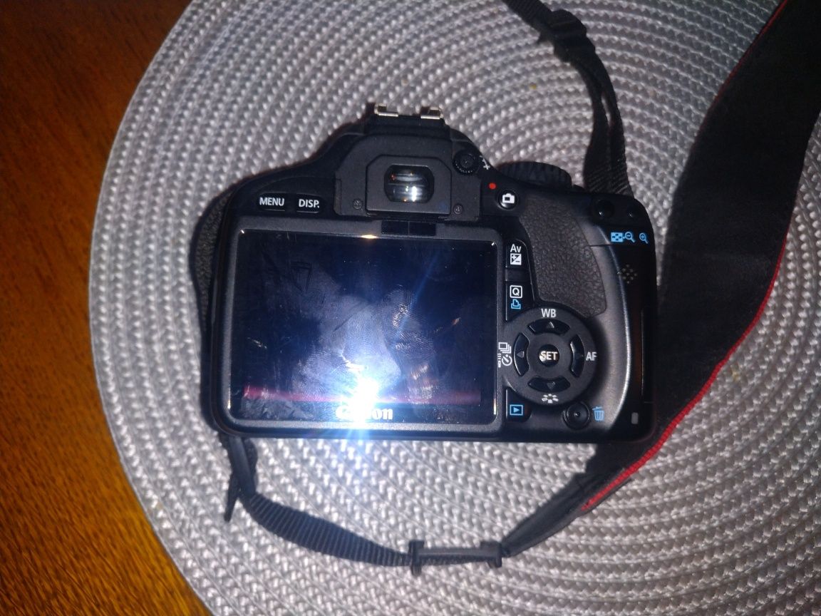 Aparat lustrzanka Canon 550D body + pudełko + kabel