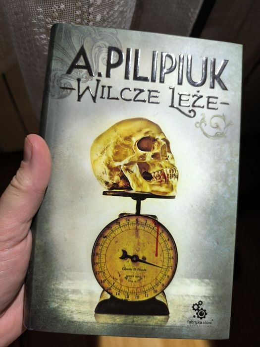 Pilipiuk wilcze leże książka nowa