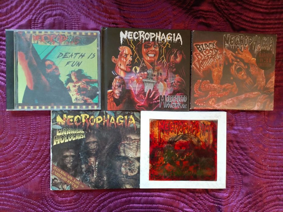 5cd  Necrophagia
