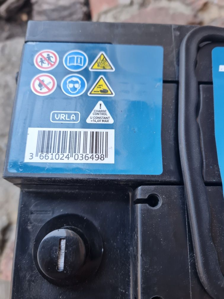 Автомобільний акумулятор EXIDE Start-Stop AGM EK600 60Ah 680A R+
НОВИЙ