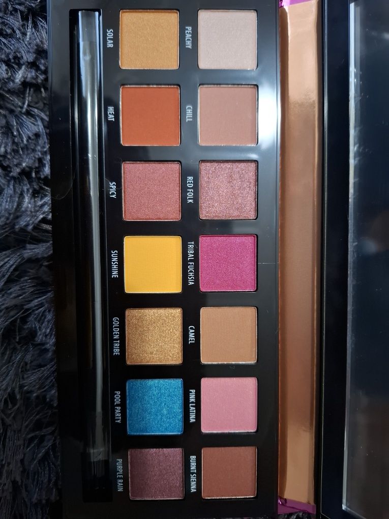 Douglas Summer Vibes Eyeshadow Palette paleta cieni do oczu