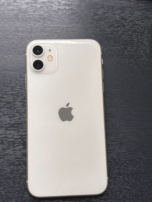 Telefon iPhone 11