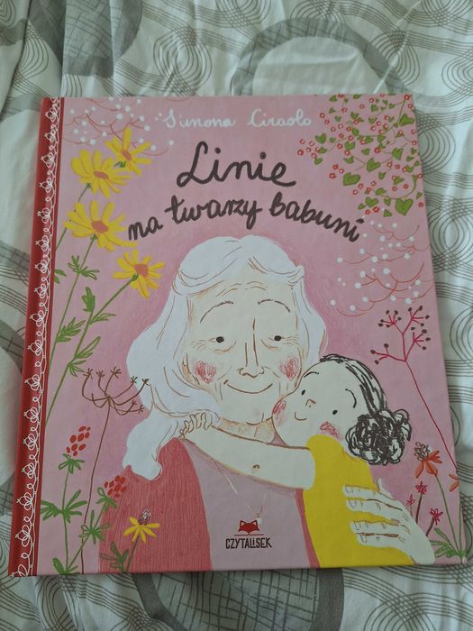 Książka linie na twarzy babuni