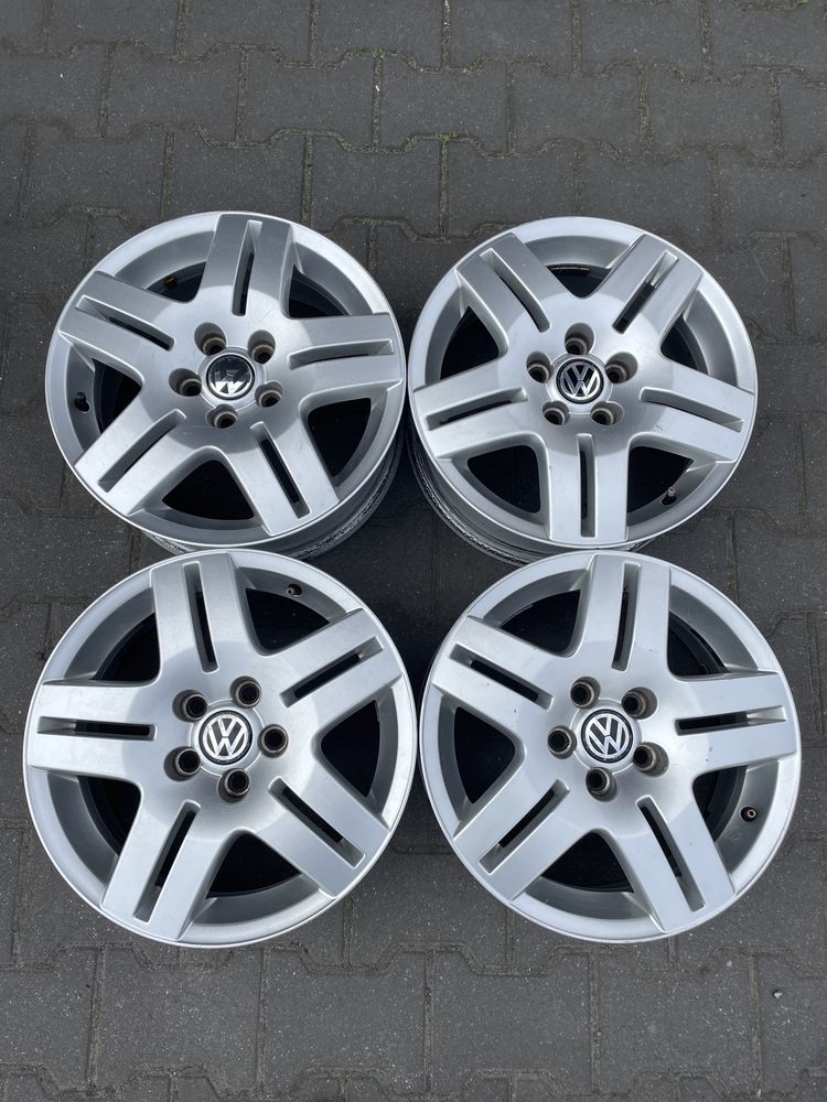 Felgi aluminiowe 15 cali 5x100 et 38 6J Volkswagen Polo Golf, Seat
