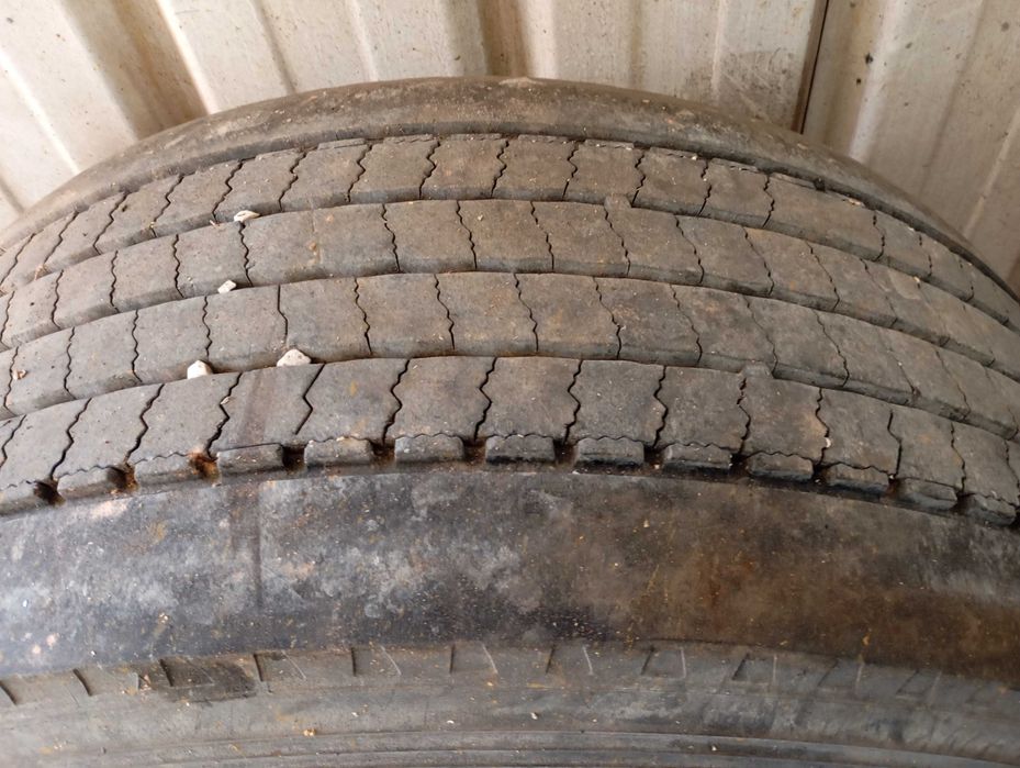 Pneus Galera 385-55r 22.5