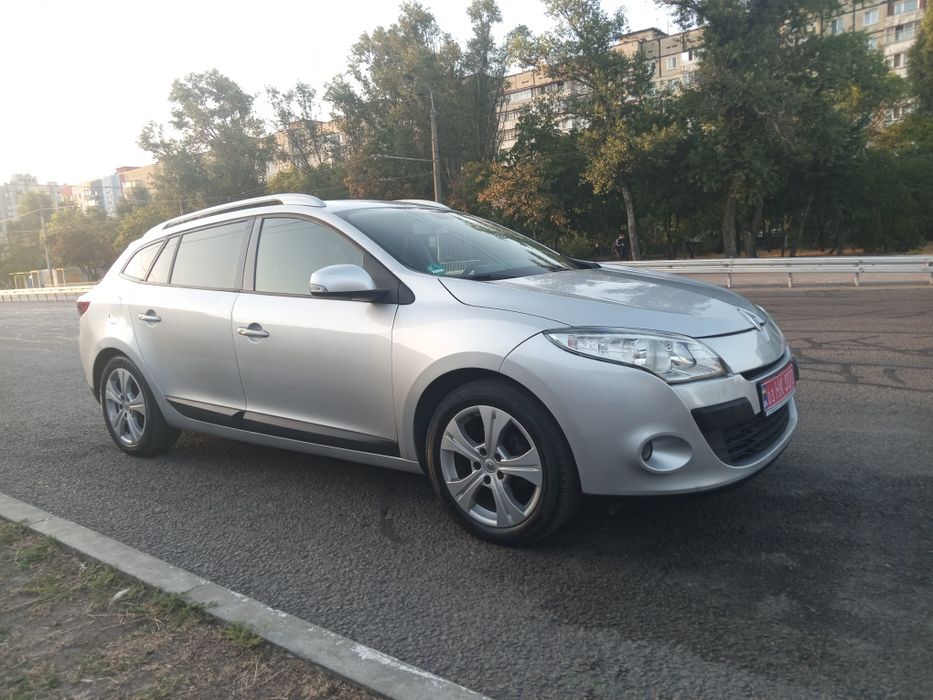 Продам Рено Меган 2012 г.в.